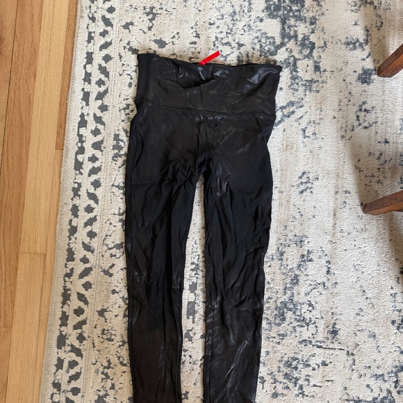 SPANX Faux Leather Leggings - Picture 5 of 5